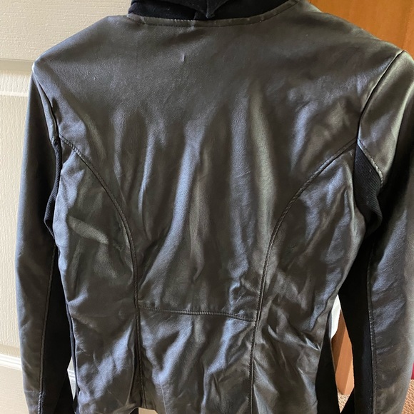 Blank NYC light weight jacket - Picture 3 of 6